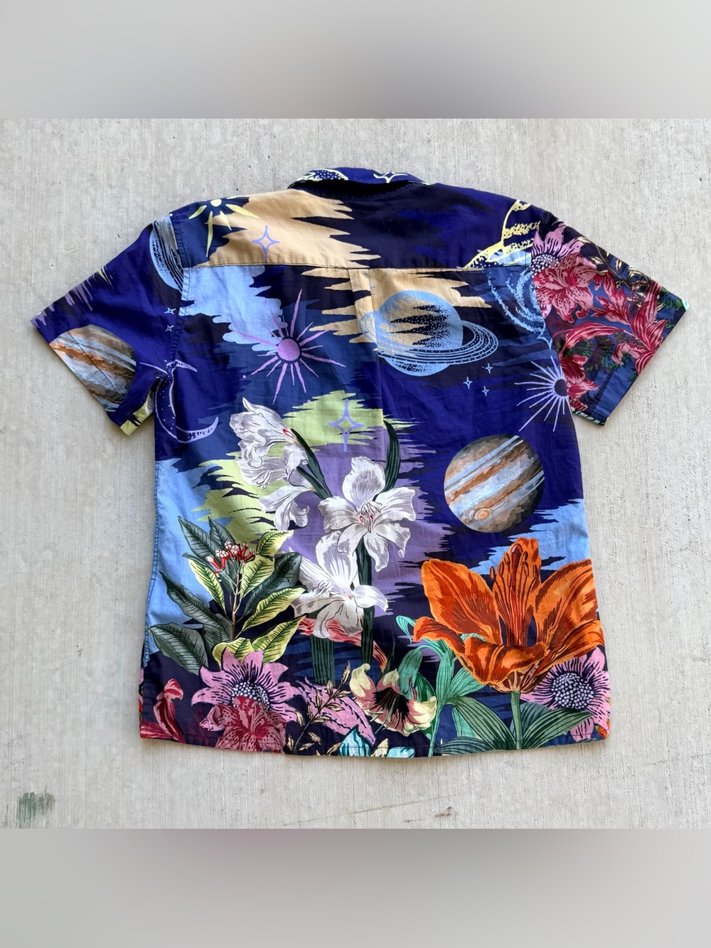 Yiume Hawaiian Shirt Women Size Medium Galaxy All Over Print Floral - Picture 4 of 6